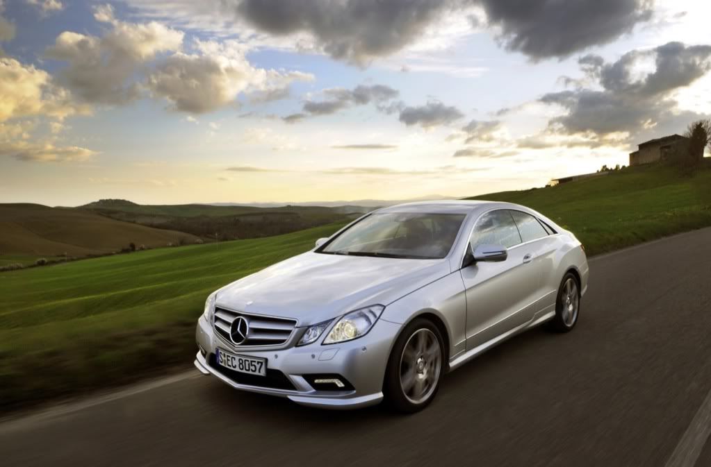 2010_mercedes_benz_e_lass_coupe_2_015.jpg