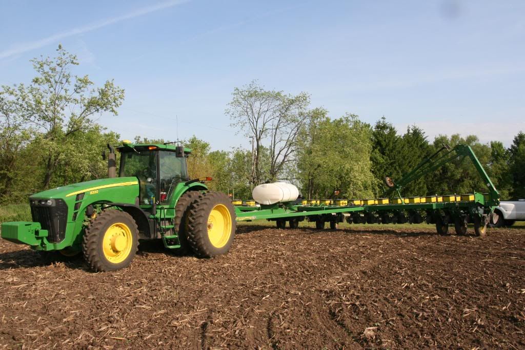 Planting5-23-09012.jpg