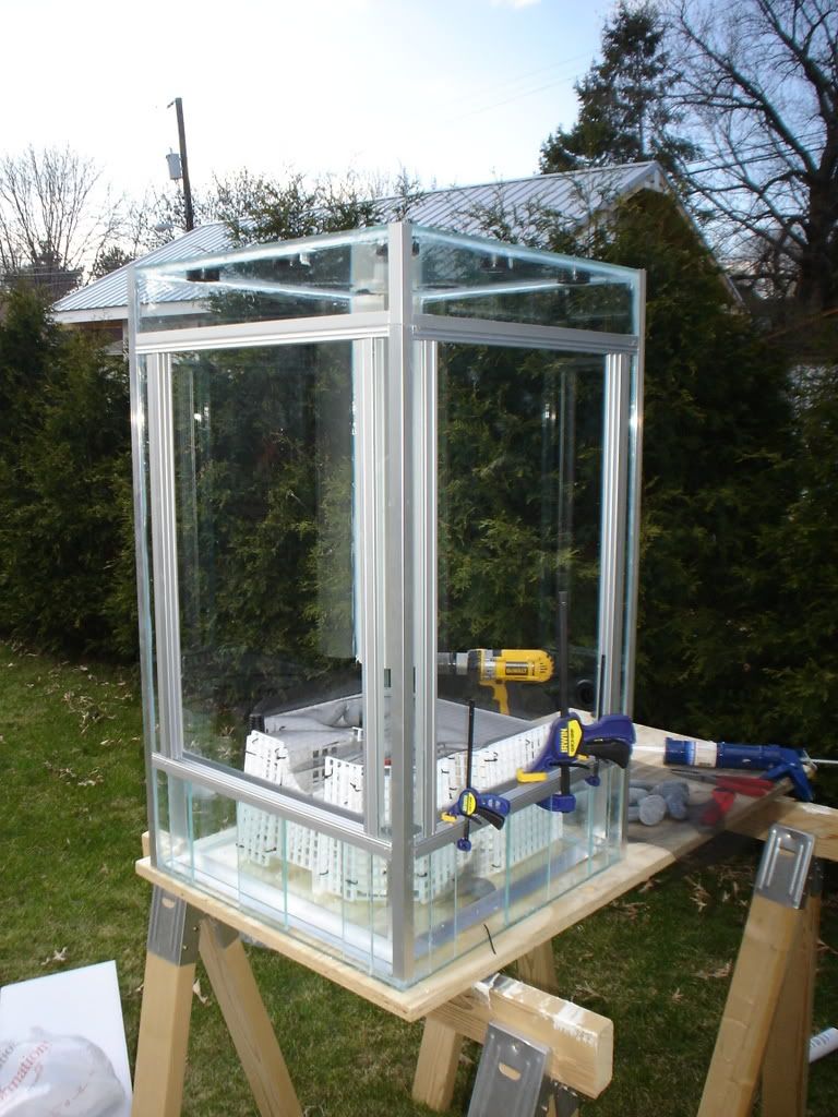 Vivarium project Step3 & 4 Ventilation & Great Stuf Dendroboard