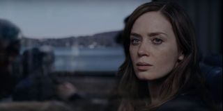  photo landscape-1468933013-emily-blunt-girl-on-the-train_zpsncmx2jbf.jpg